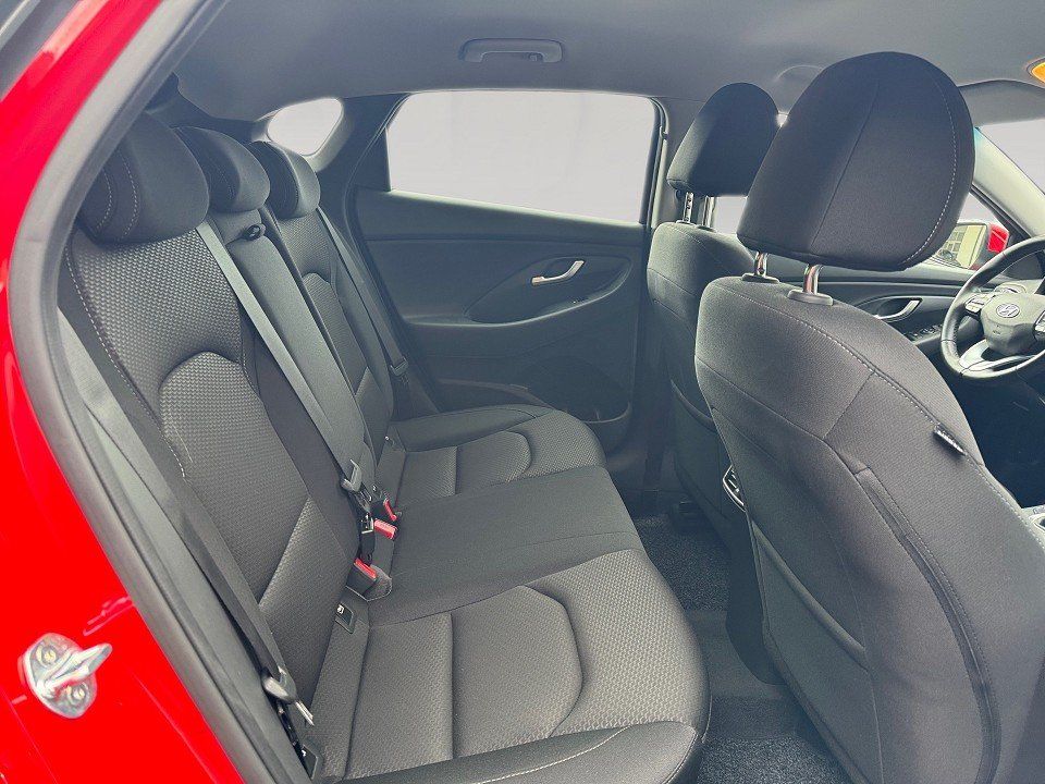 Fahrzeugabbildung Hyundai i30 Fastback 1.4 T-GDI 140PS Style