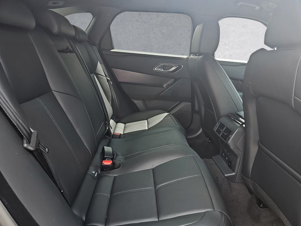 Land Rover Range Rover Velar D200 Dynamic SE ab 665,- LEASI