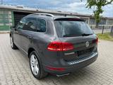 Volkswagen Touareg V6 TDI BMT.Navi.PDC.SHZ.Panorama - Volkswagen Touareg aus 2012: TDI