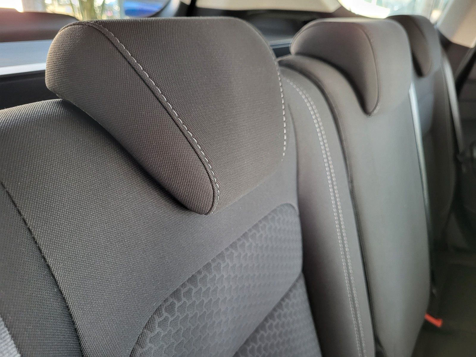Fahrzeugabbildung Ford Kuga Winter P., Parkpilot v+h, Navi