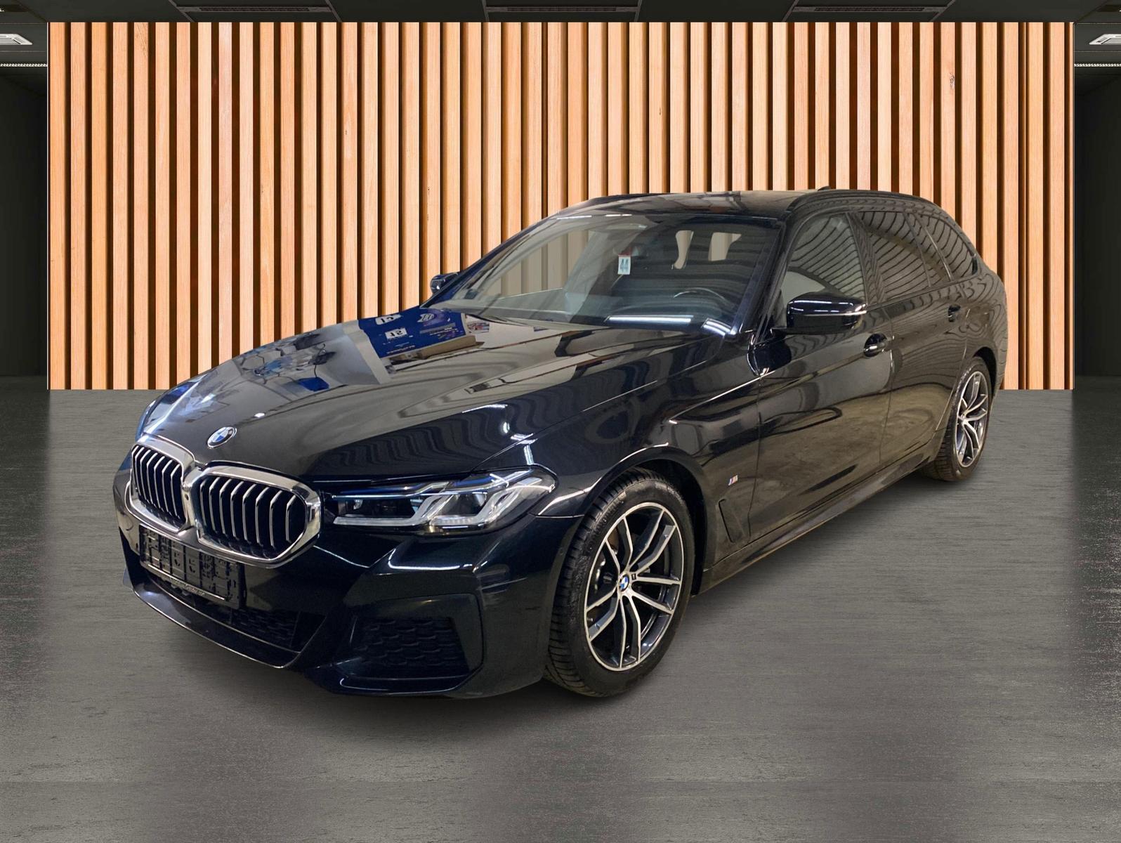 BMW 520 dA xDrive M Sport*Pano*KeyGo*DAB*Hifi
