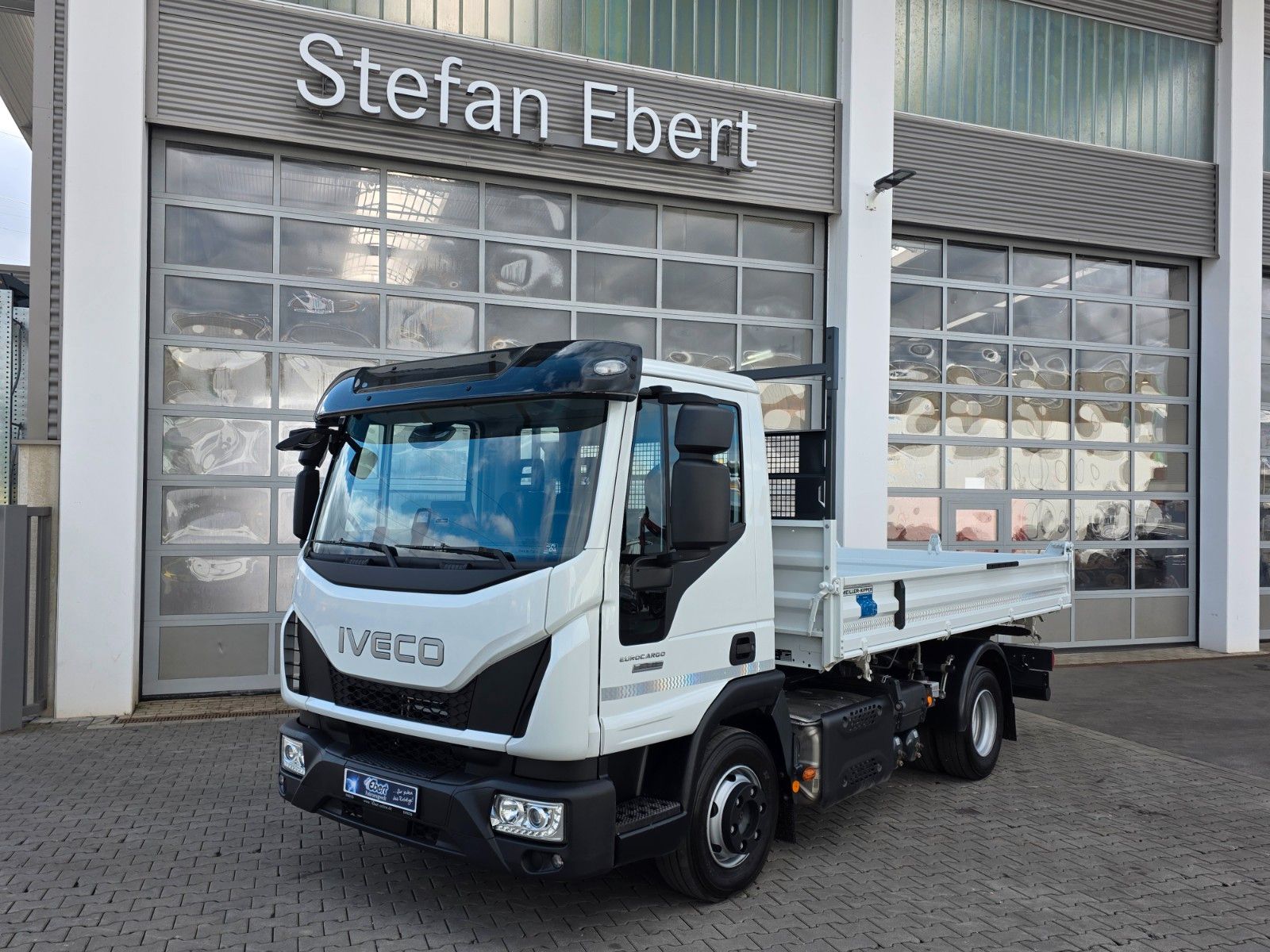 Fahrzeugabbildung Iveco Eurocargo ML80E22 Meiller 2x AHK 6 Zylinder