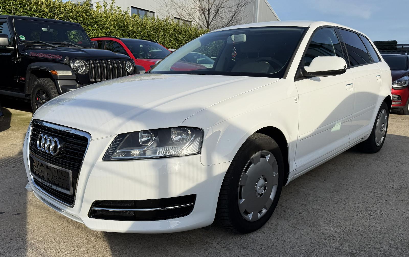Audi A3 1.6 TDI Sportback Klima 2.Hd