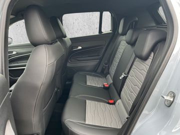 Jeep AVENGER MY25 OVERLAND 4XE *INFOTAINMENT&KOMFORT*