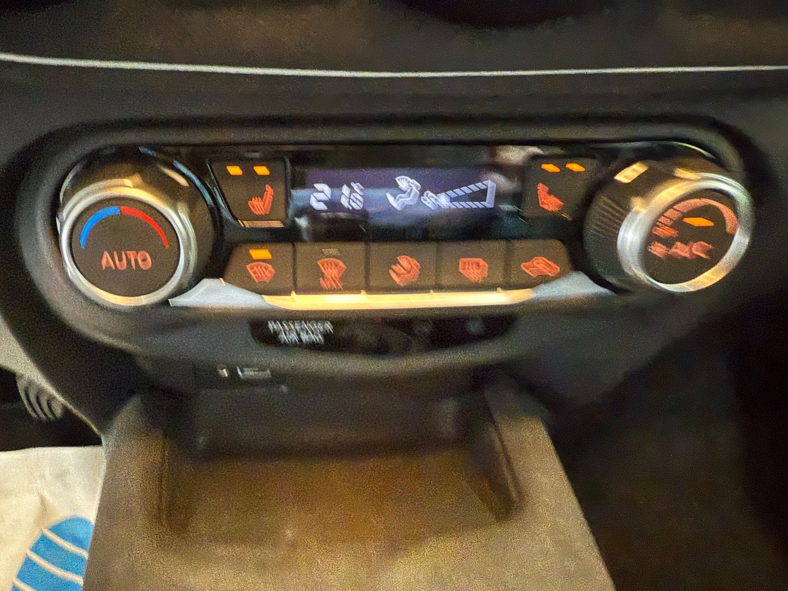 Fahrzeugabbildung Nissan Juke N-Design, 360° Kamera, BOSE, Pro-Pilot