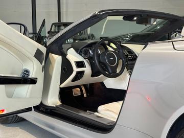 2013 Aston Martin V8 VANTAGE 缩略图 17