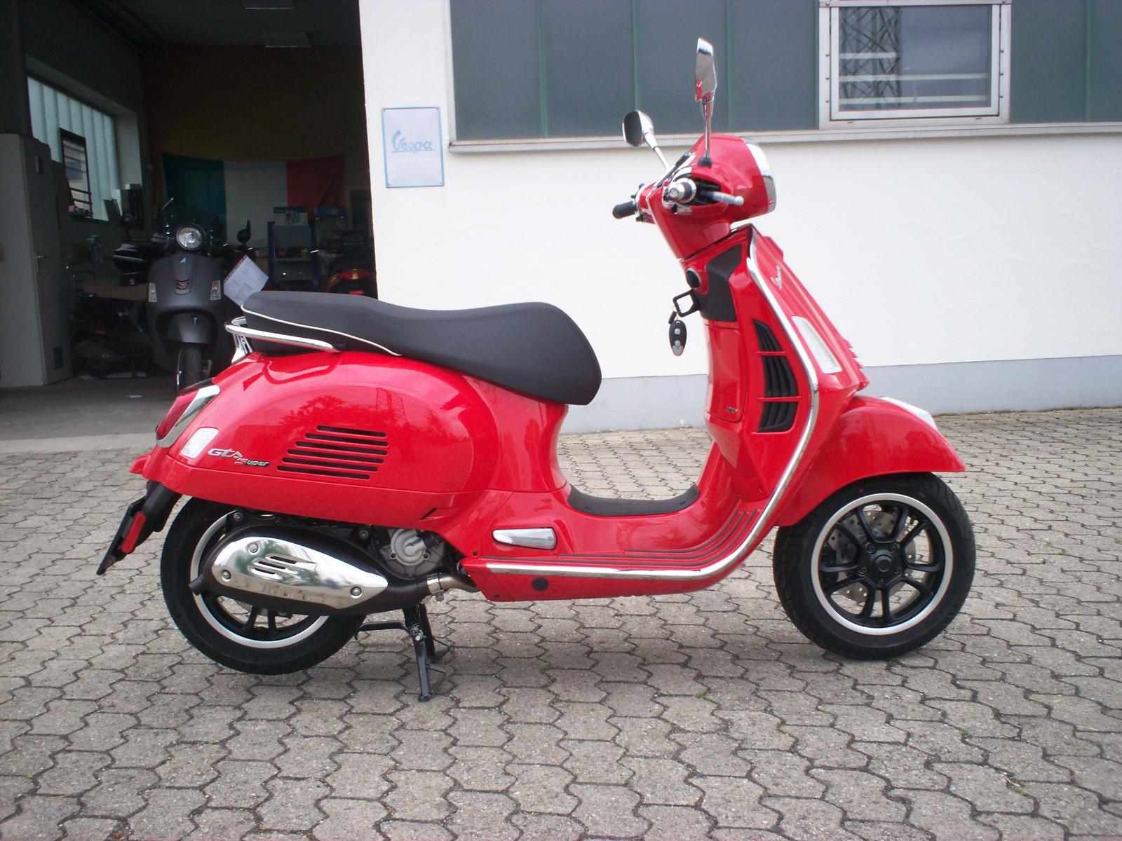 Vespa Sommeraktion GTS 310 Super incl Lieferung
