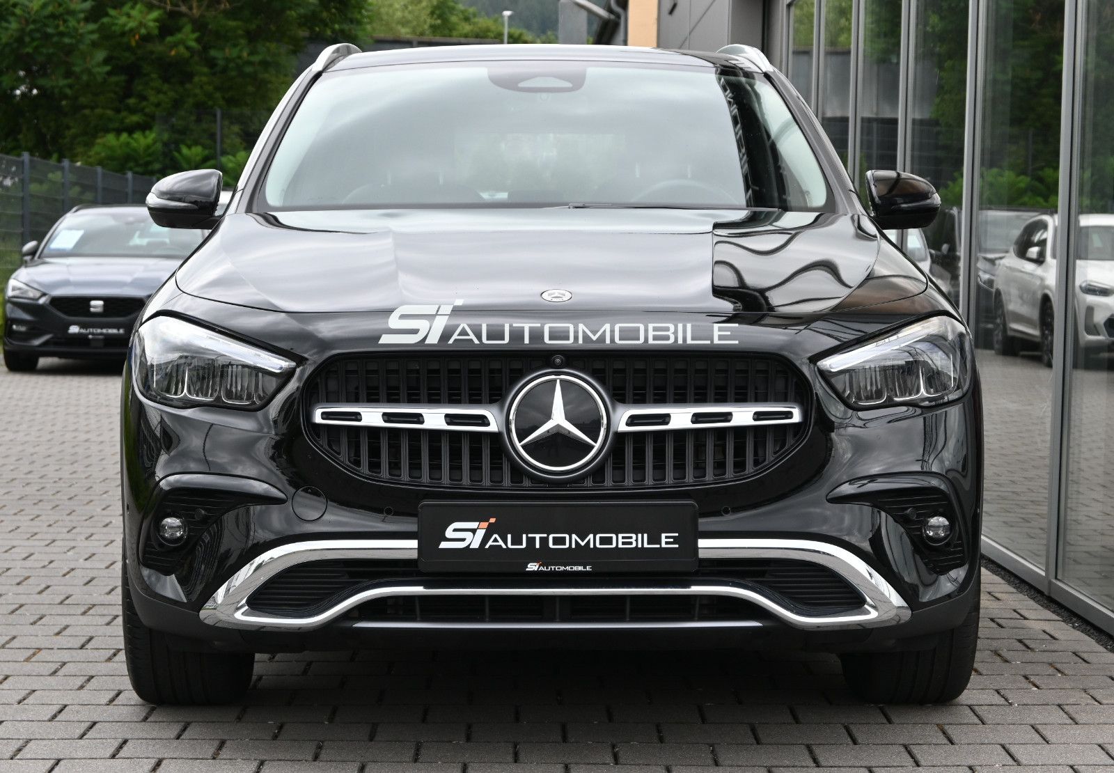 Fahrzeugabbildung Mercedes-Benz GLA 220 d 4MAT. Edition Progressive °ACC°AHK°360