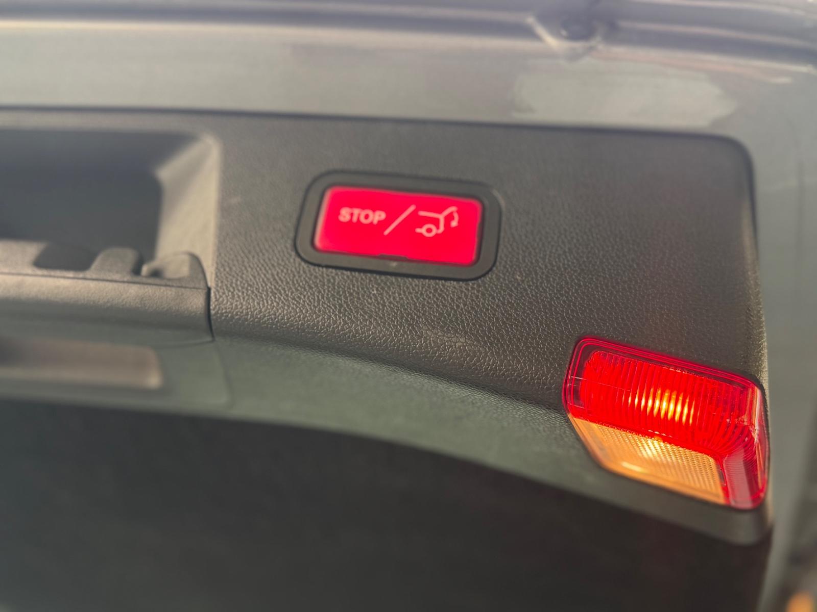 Mercedes-Benz E 200 E T-Modell  BlueEfficiency/LED/T-Leder/BT