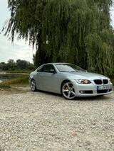 BMW E92 325i / 2006/ Top- ausgestattet / gepfl... - BMW 325: E92 325i