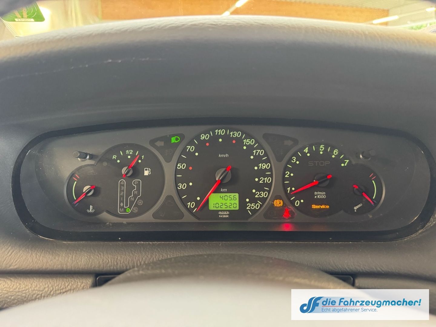 Fahrzeugabbildung Citroën C5 3.0 V6 Automatik Exclusive Navi Leder