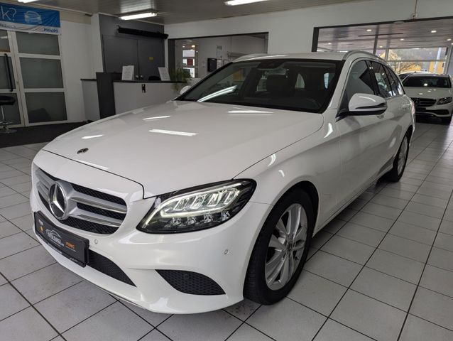 Mercedes-Benz C 200 Hybrid Avantgarde*Nav*R-Cam*LED*Parkass.