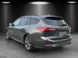 Ford Focus 1.0 ST-Line X Aut./LED/ACC/KAMERA/AHK/SHZ/ - Behindertengerechte Ford Focus