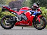 Honda CBR 600 RR mit Zubehör - HONDA ABS CBR 600RR
