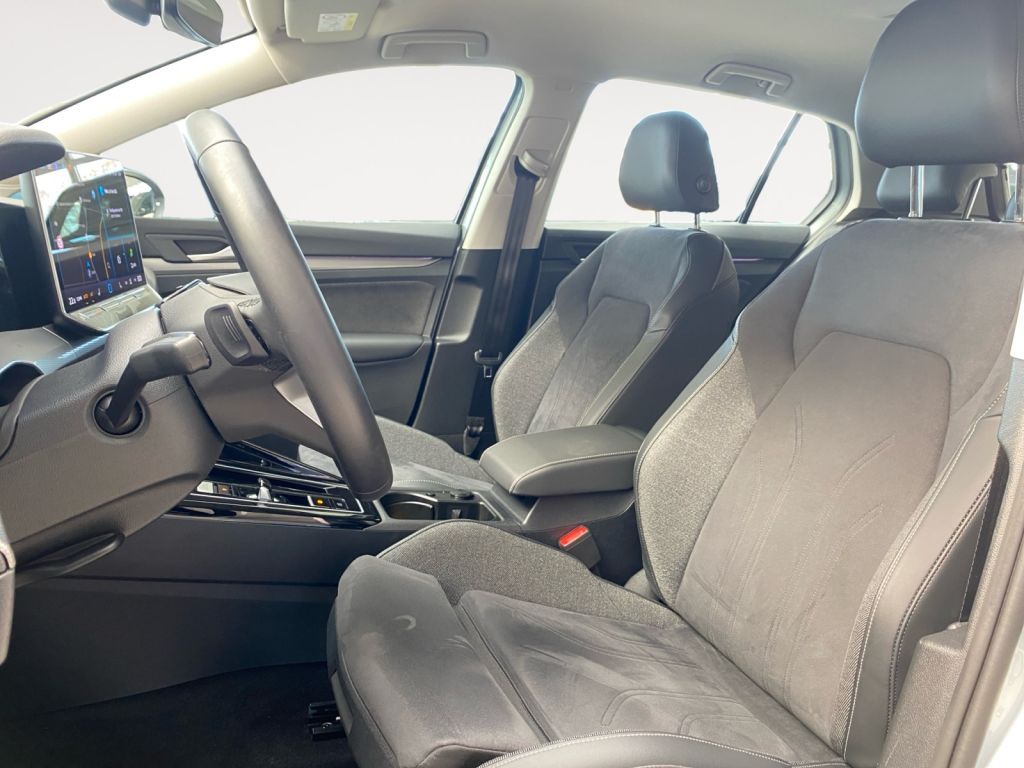 Volkswagen Golf - Bild 9