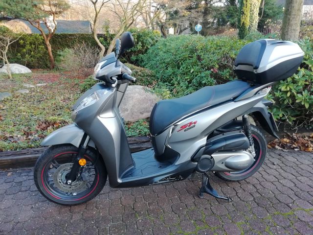 Honda SH 300i ABS LED Lieferung 