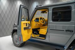 G 63 AMG 2025 BRABUS G 800 GREY/YELLOW/TIFFANY