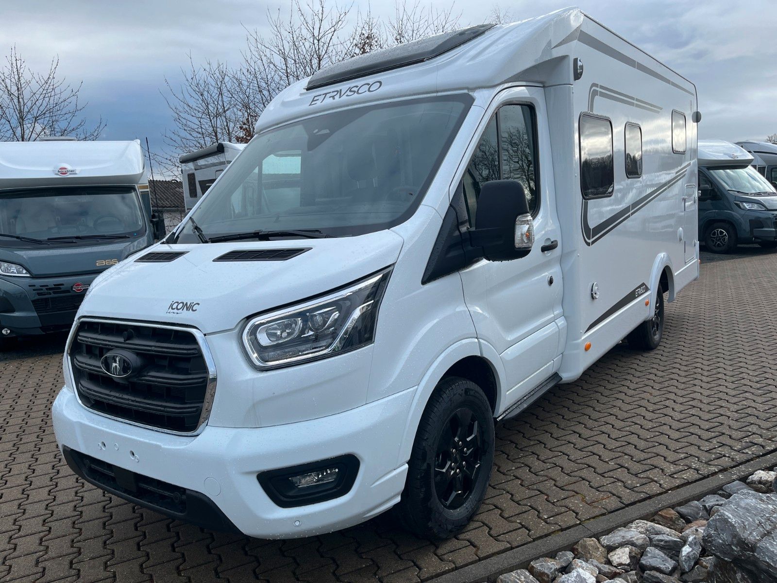 Fahrzeugabbildung Etrusco V 6.8 SCF *Automatik*iConic*Complete Selection*X