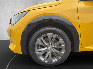 Peugeot 208 Allure e- 136 (e-) +KeyLess+SpurH+PDC+AUT