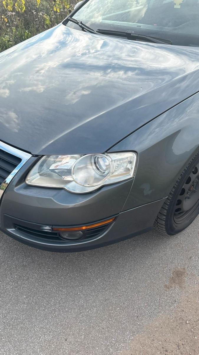 Volkswagen Passat 2006 — engine 105 HP (77kW)