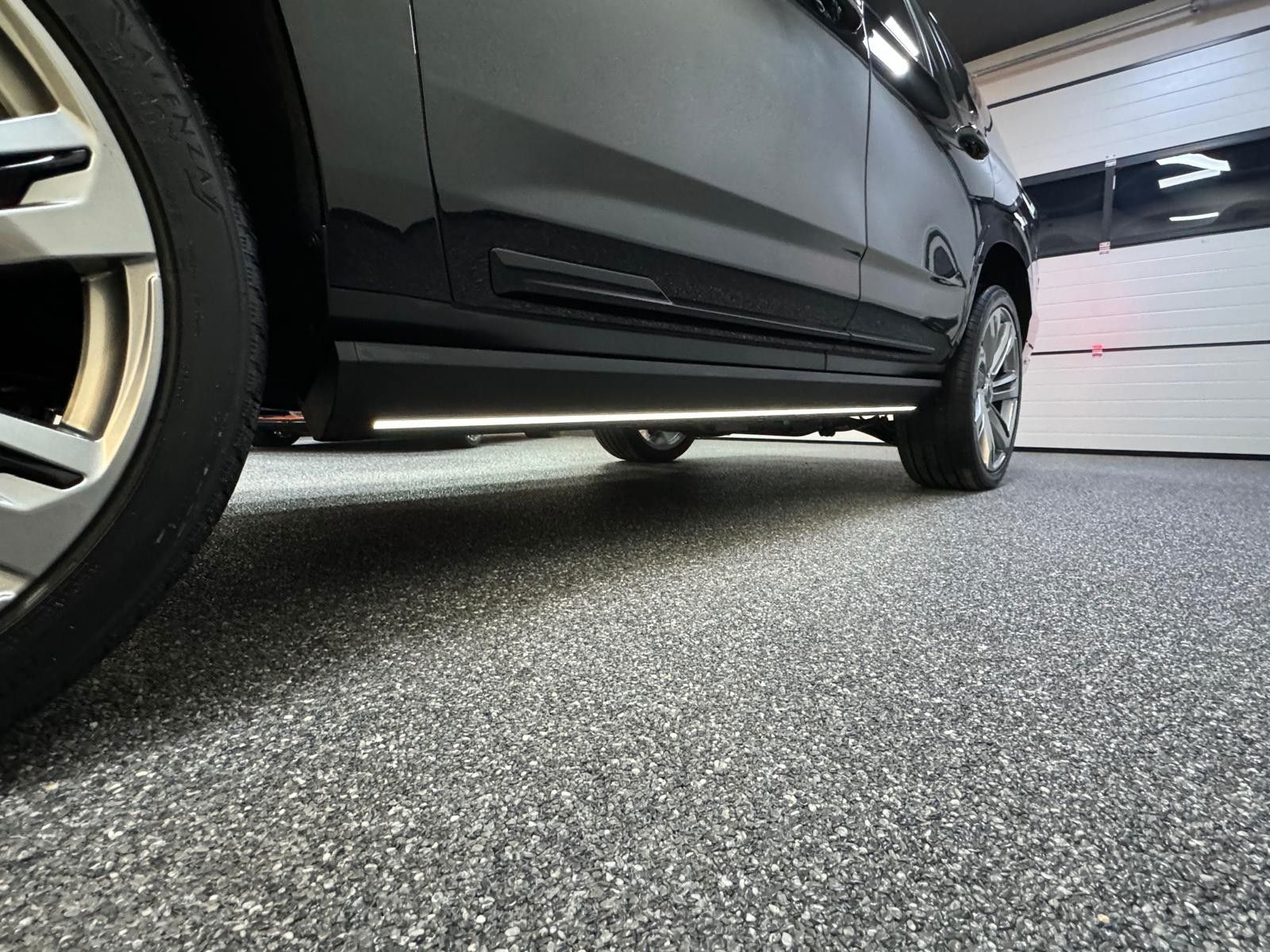 Fahrzeugabbildung Cadillac 2026 ESCALADE SPORT PLATINUM 6.2 V8-HUD-NIGHT V