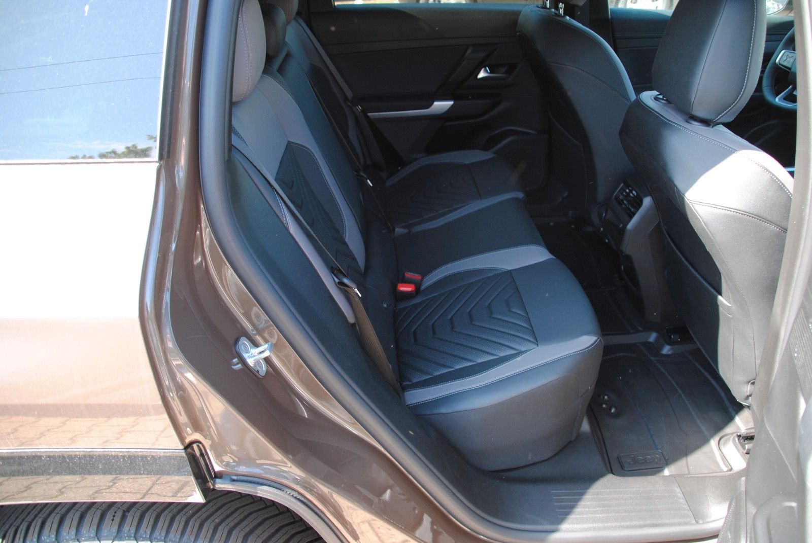 Jeep Compass - Bild 13