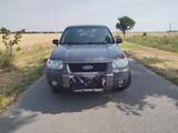 Ford Escape - Ford Escape Benziner Gebrauchtwagen