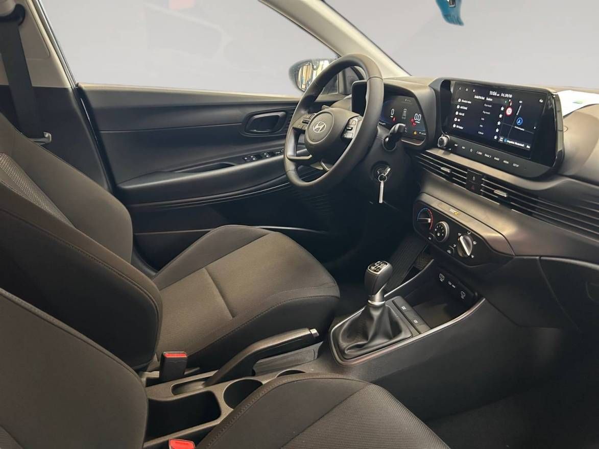Fahrzeugabbildung Hyundai BAYON  Select PDC Klima Navi Rückfahrkamera
