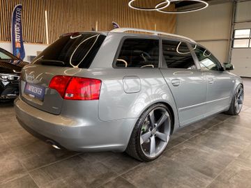 Audi A4 Avant 3.0 TDI quattro *NAVI*BI-XENON*TEMPOMAT