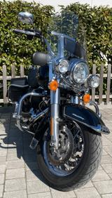 Harley-Davidson Road King Classic - HARLEY-DAVIDSON ROAD KING CLASSIC