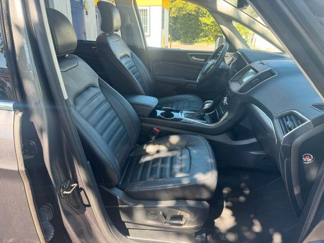 Fahrzeugabbildung Ford Galaxy Titanium AWD LEDER 7 SITZER LED KAMERA