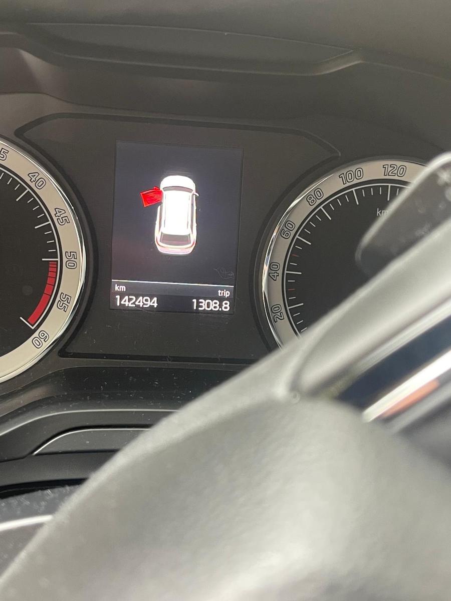 Skoda Kodiaq 2.0 TDI SCR 140kW  4x4 STANDHEIZUNG VB!
