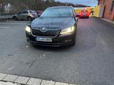Skoda Superb 2.0 TDI  StHzg Pano AHK Leder TÜV 3/28 - Skoda Superb Gebrauchtwagen in Essen