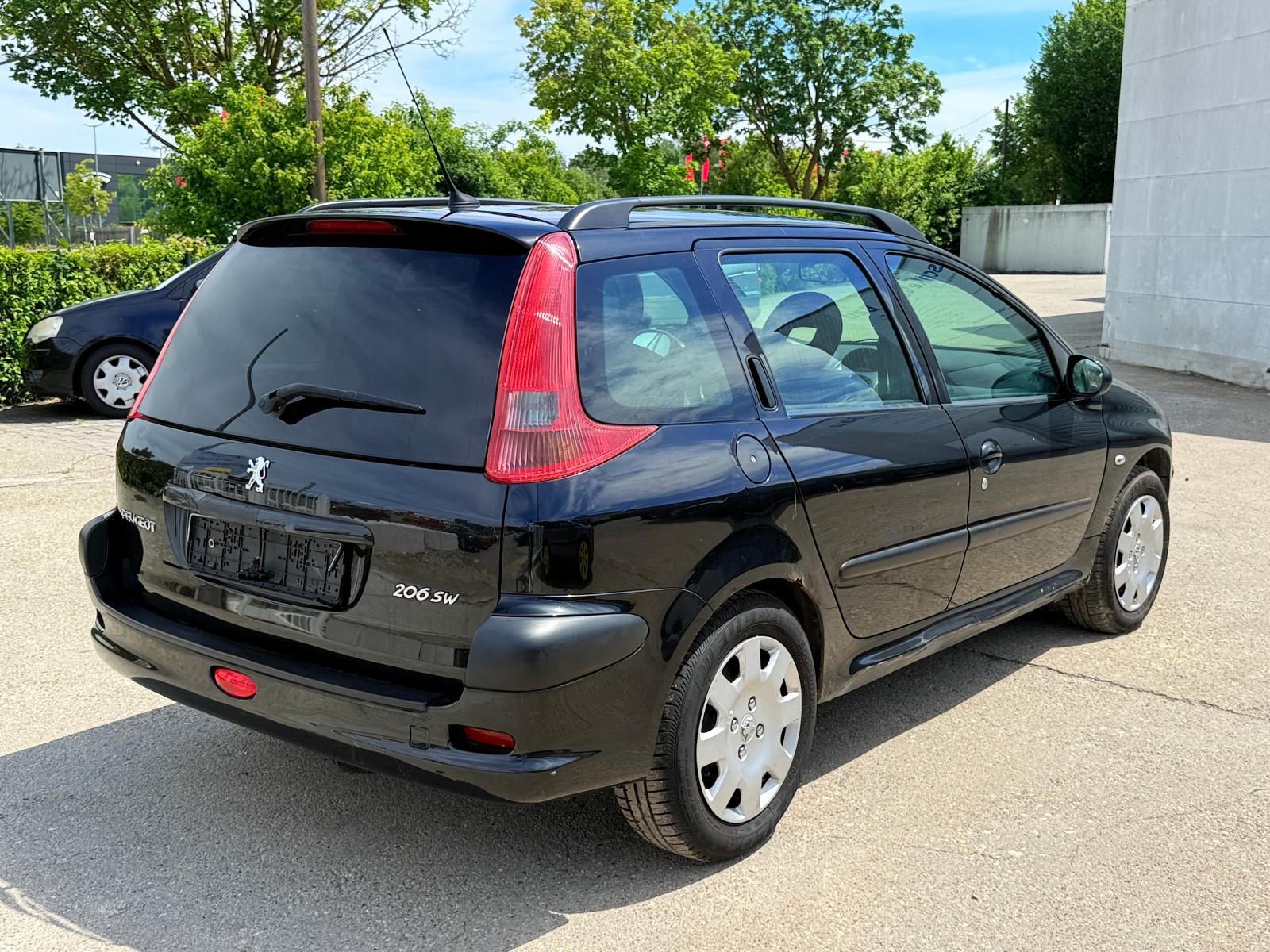 Peugeot  2006 — photo 12