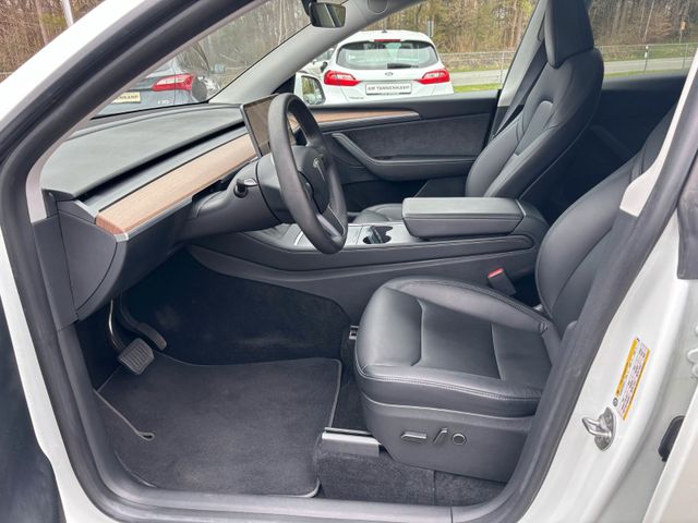 Model Y Long Range Dual AWD