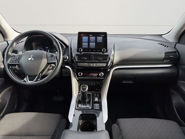 Mitsubishi Eclipse Cross Basis Hybrid 4WD
