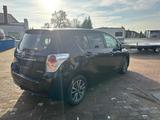 Toyota Verso Life - Toyota Verso: Kombi