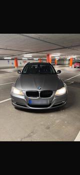 BMW E 91 318i - BMW 318: E91