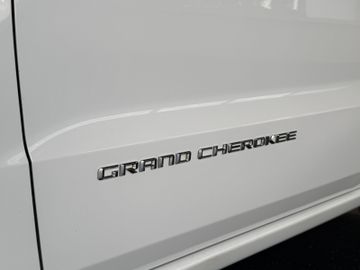 Jeep Grand Cherokee - 3