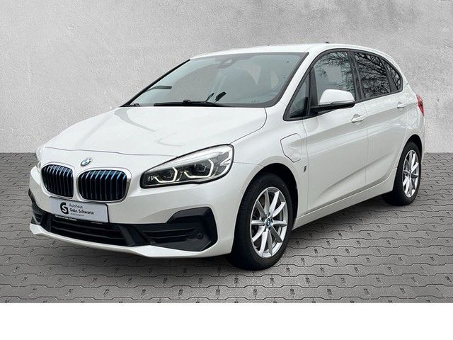 BMW 225 xe  Active Advantage LED RFK Navi