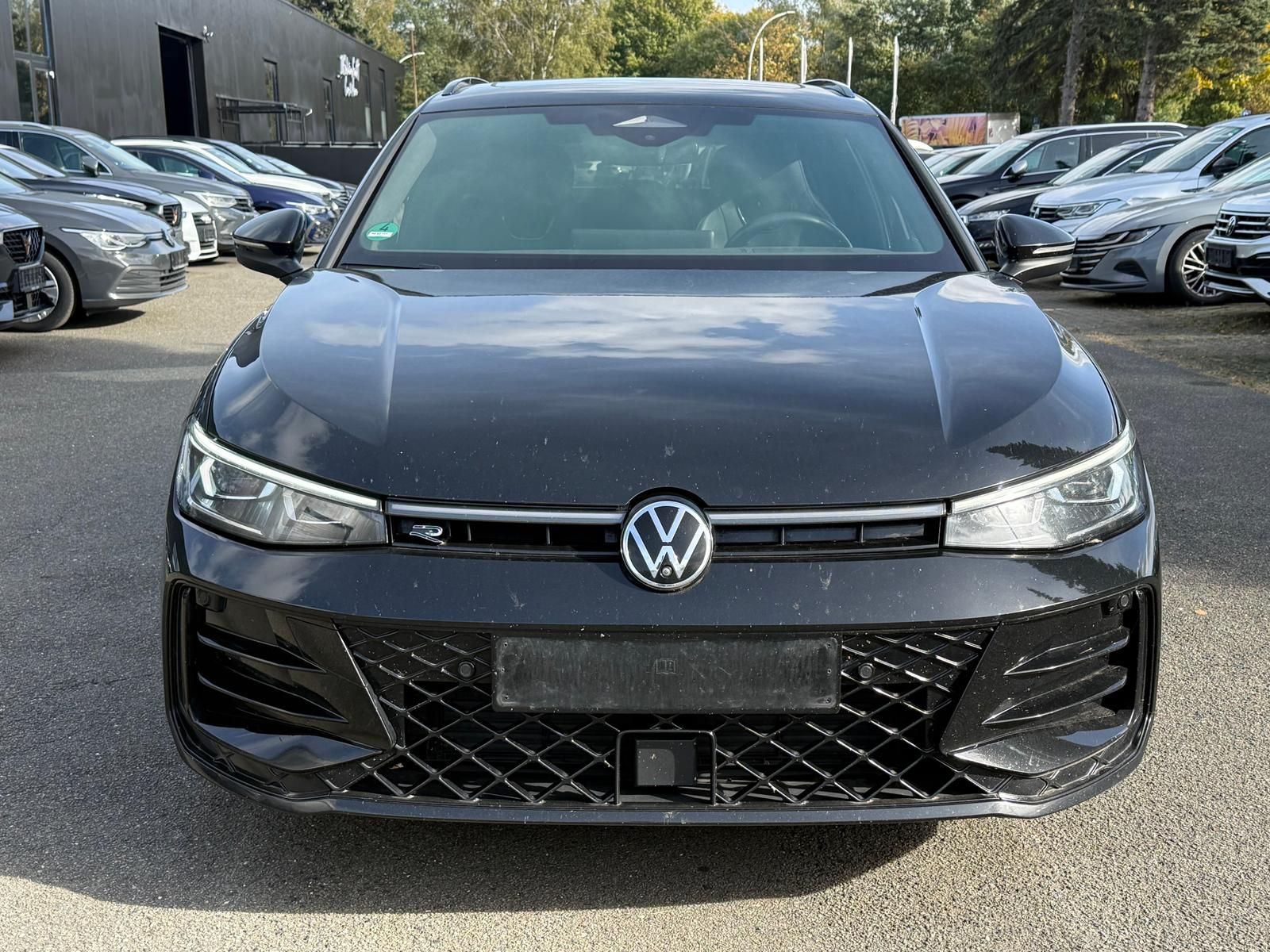 Volkswagen Passat Variant 2.0 TDI R-line MATRIX AHK PANO foto 2