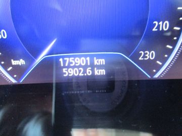Renault Kadjar - 11