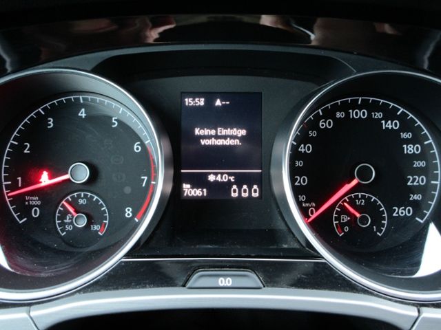 Touran 1.5 TSI Comfortline AHK/LED/NAVI/ACC/PDC/