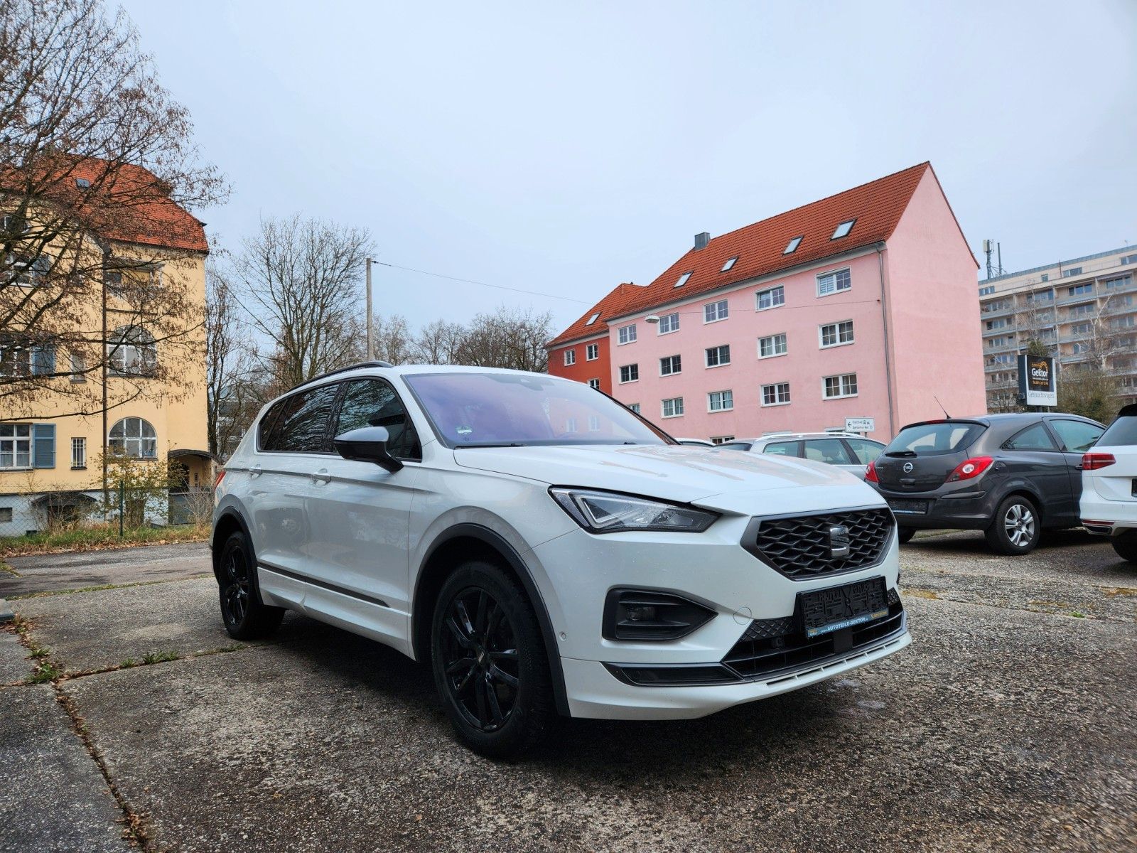 SEAT Tarraco 2.0TDI FR4Drive*Alcant.*Acc*Ahk*Led*1.Hd