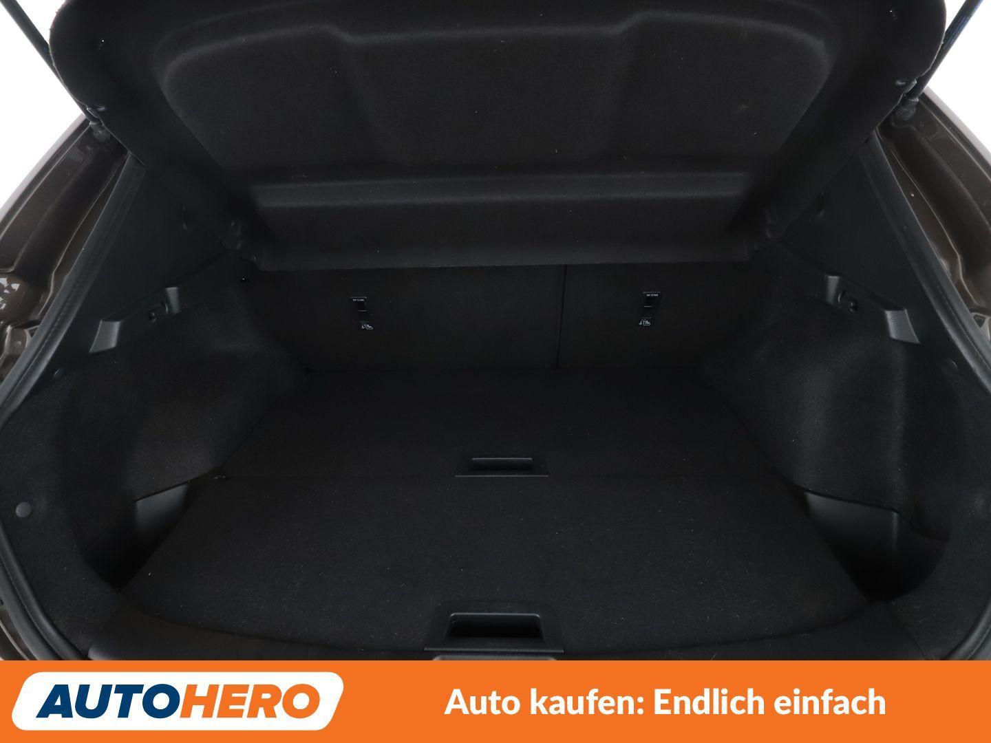 Nissan Qashqai 1.3 DIG-T Zama Aut.*NAVI*TEMPO*CAM*PDC*