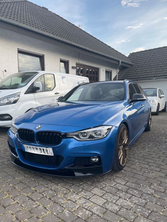 Image of BMW 320