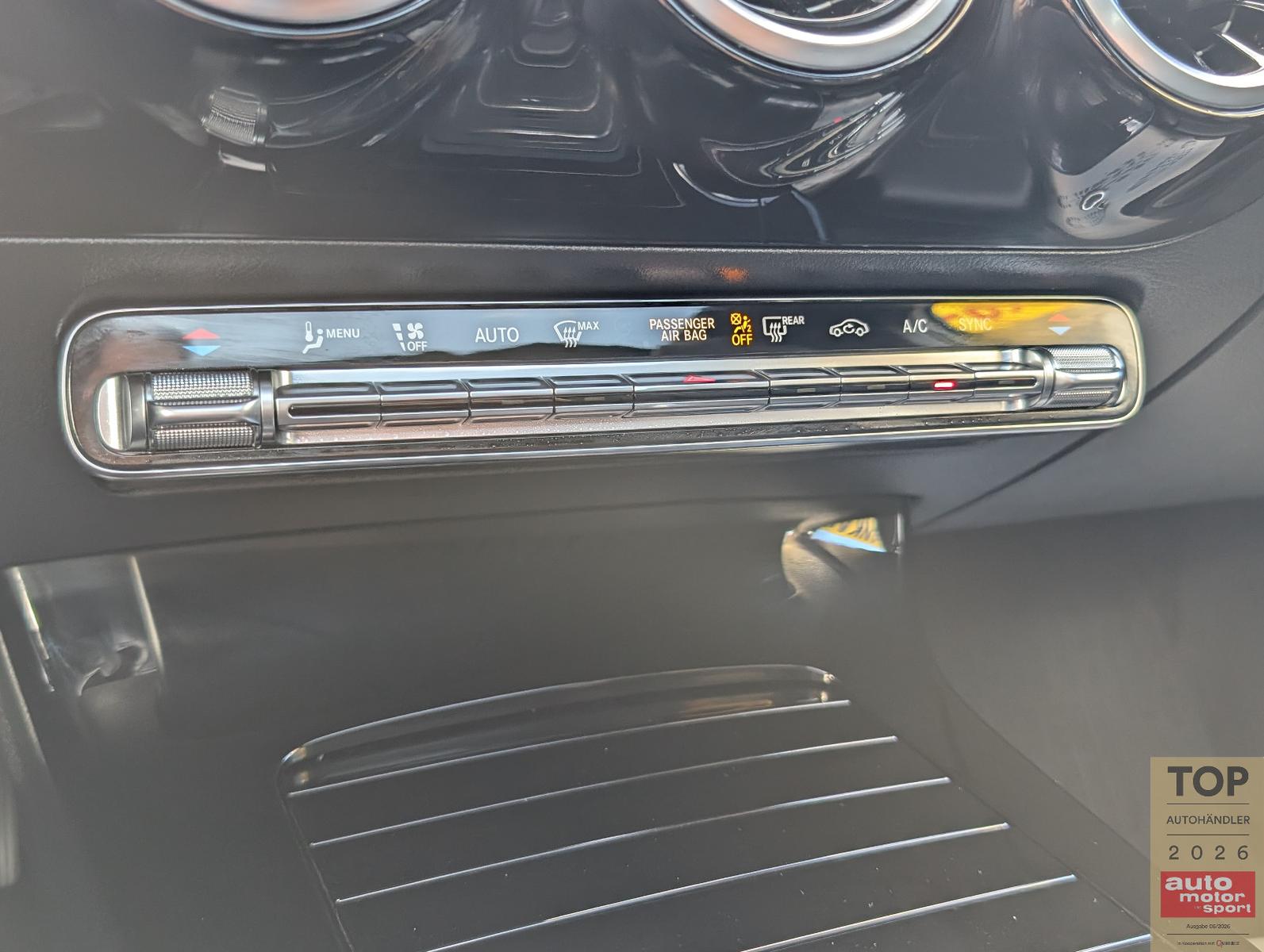 Mercedes-Benz A250 Prog*Dis+*360°LED*PANO*Wide*JungeSterne7.27