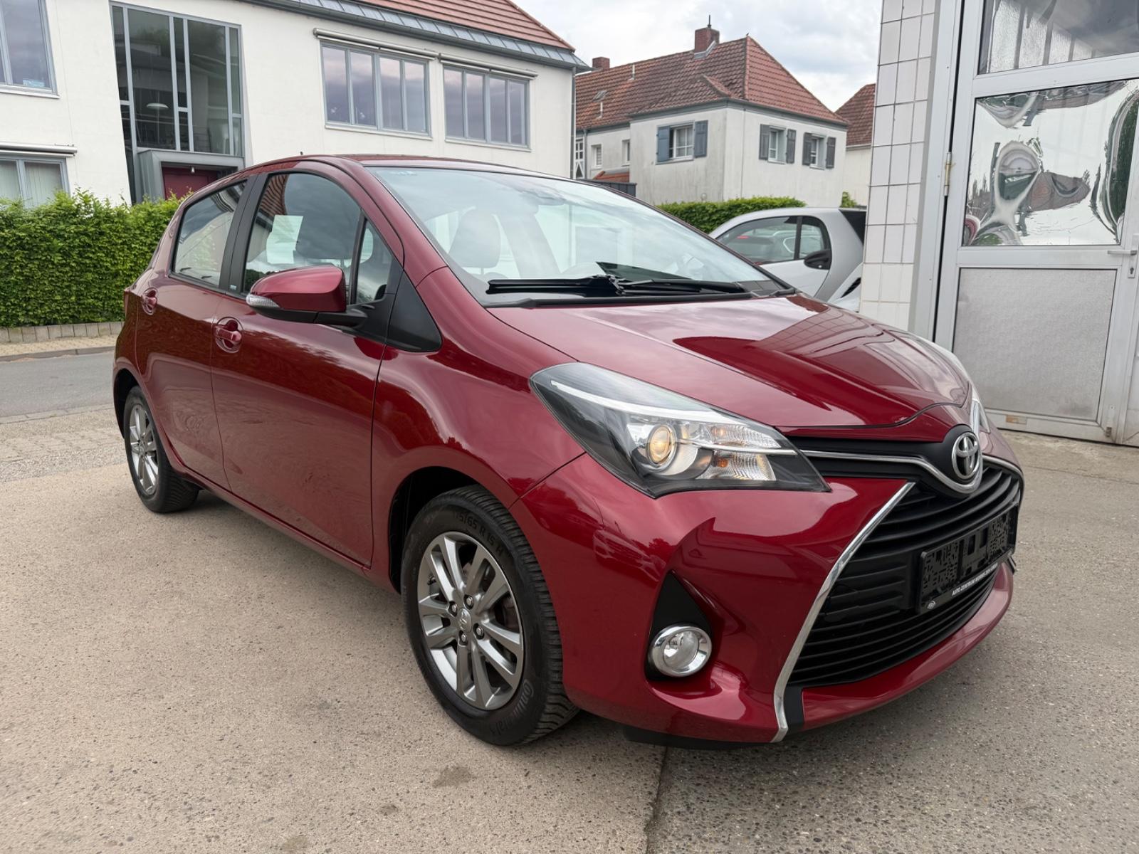 Toyota Yaris 1.3 Edition-S *1.Hand*Navi*R.Kamera*