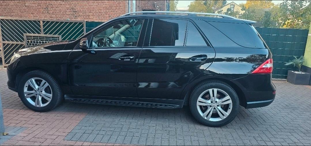 Mercedes-Benz ML 350 BlueTEC 4MATIC - Sportpacket