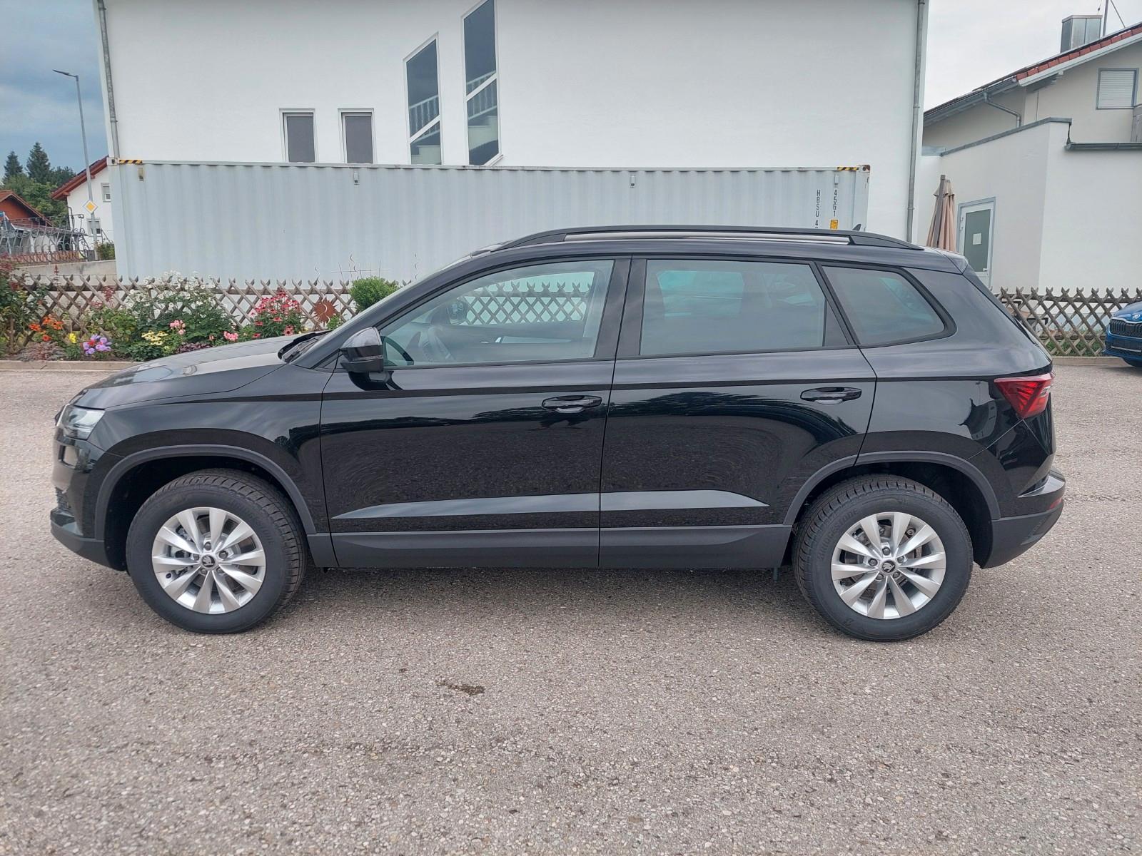 Skoda Karoq 1.5l TSI ACT DSG Selection 130Jahre 4J.Gar